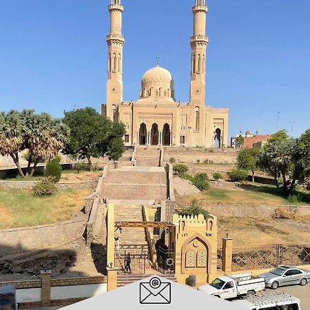 Tabia Tower City Center Aswan Apartment Bagian luar foto